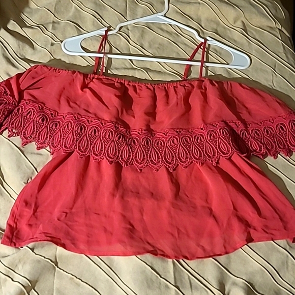 AMERICAN RAG Off The Shoulder Cami Blouse - Picture 2 of 3